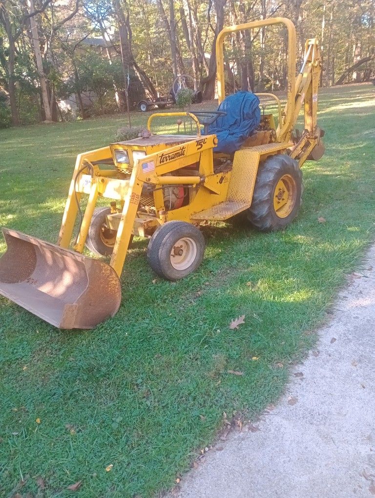 Termite Backhoe Tc5
