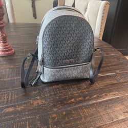 MICHAEL KORS BACKPACK PURSE