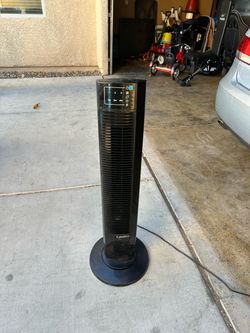 Lasko Oscillating Tower Fan – Works Great – $15