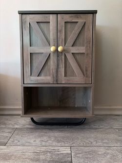 Bathroom wall cabinet