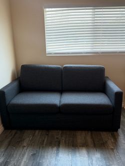 Pull out couch