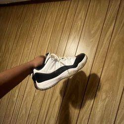 Jordan 11 White And Metallic Green Size 10 Men