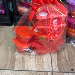 Tupperware 