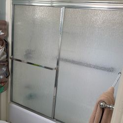 Free Shower, Doors And Frame In Good Shape Works Well Just Took Them