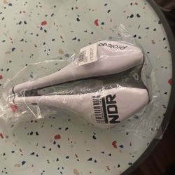 Prologo Dimension NDR T4.0 Rail Road MTB Triathlon VL-1A26B Saddle, White, PR2803