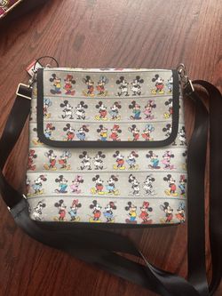 Harvey’s Mickey & Minnie Purse