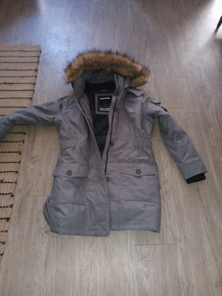 Women's Size Large Abercrombie Premium Arctic Parka In New Condition Full Length