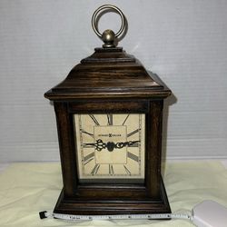 Howard Miller Talia Mantel Clock 635190 Antique Oak Finish (tested, missing Back Cover)