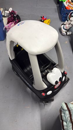 Little Tikes Cozy Coupe Ride-On Toy Car
