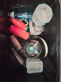 Mixed Kitchen Lot – Bottles, Containers & More