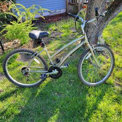 Huffy 26 Inch Verona Comford Series