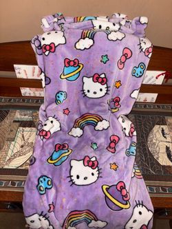 Hello Kitty We Bow Together Blanket