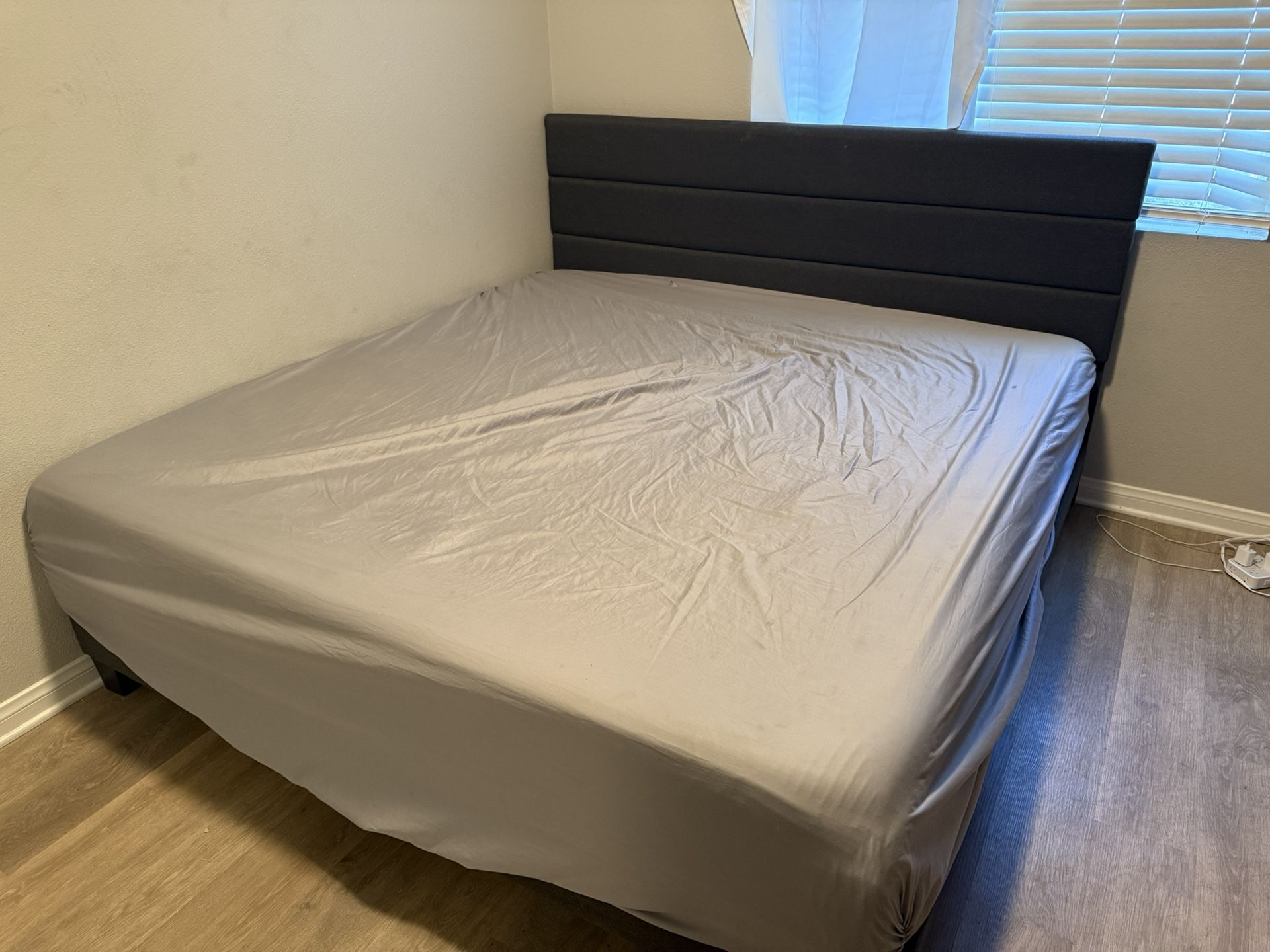 King Size Mattress With Bed Frame