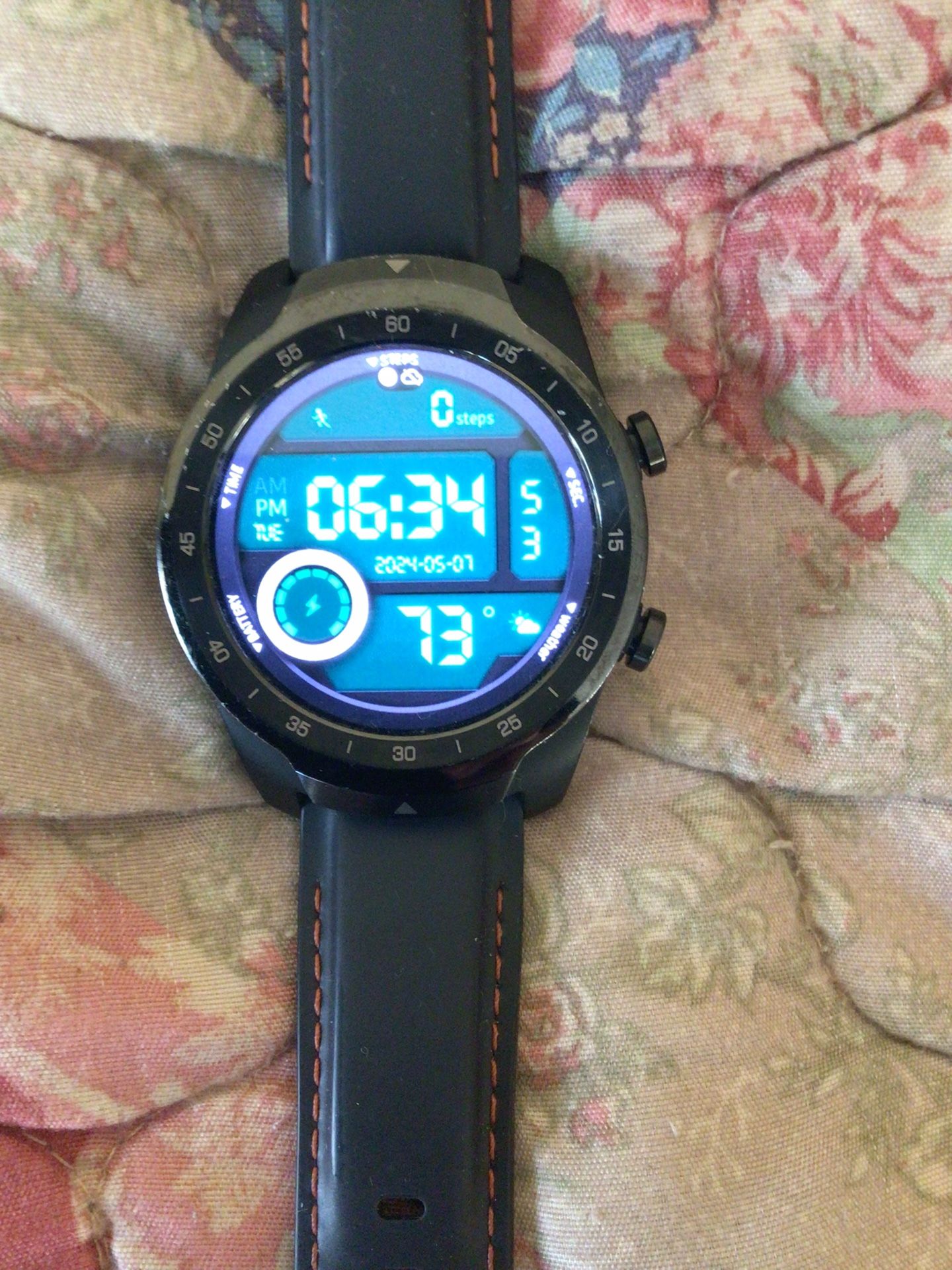 Tic Watch 3 Pro GPS, Whit Charger