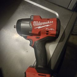 Milwaukee Fuel 1/2 Impact Wrench