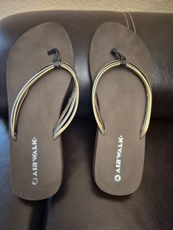 Airwalk brown women's sandals flip flops size 10