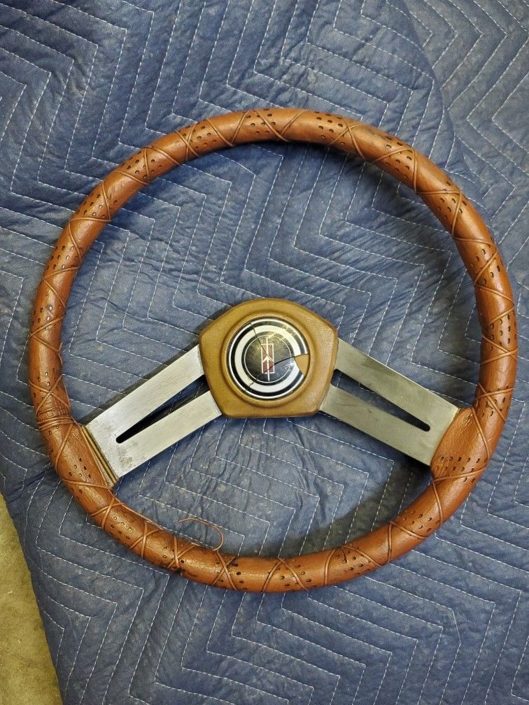 78-79 Oldsmobile Cutlass 442 G Body Steering Wheel Parts