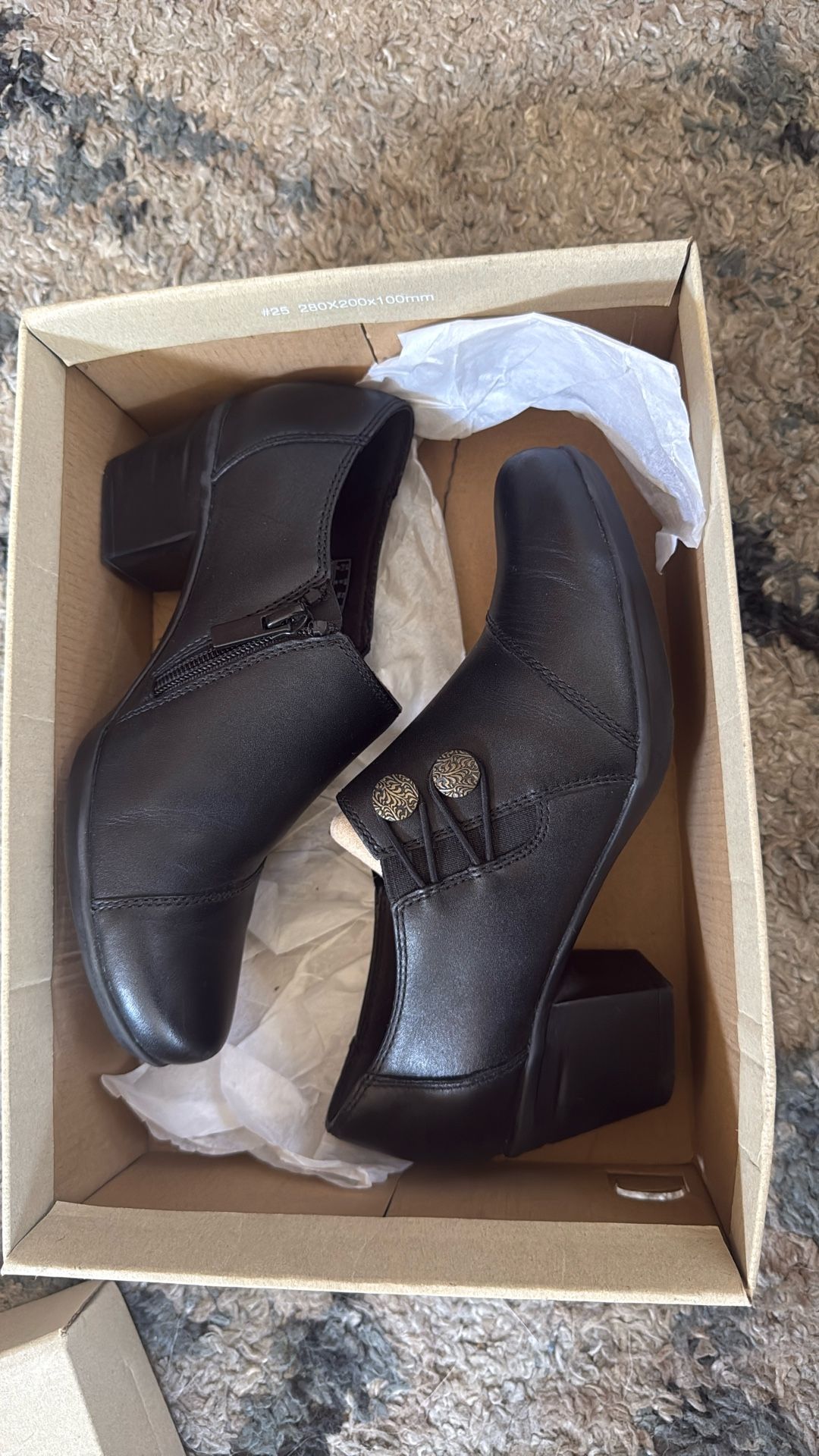 Clarks : Emslie Warrie In Color Black