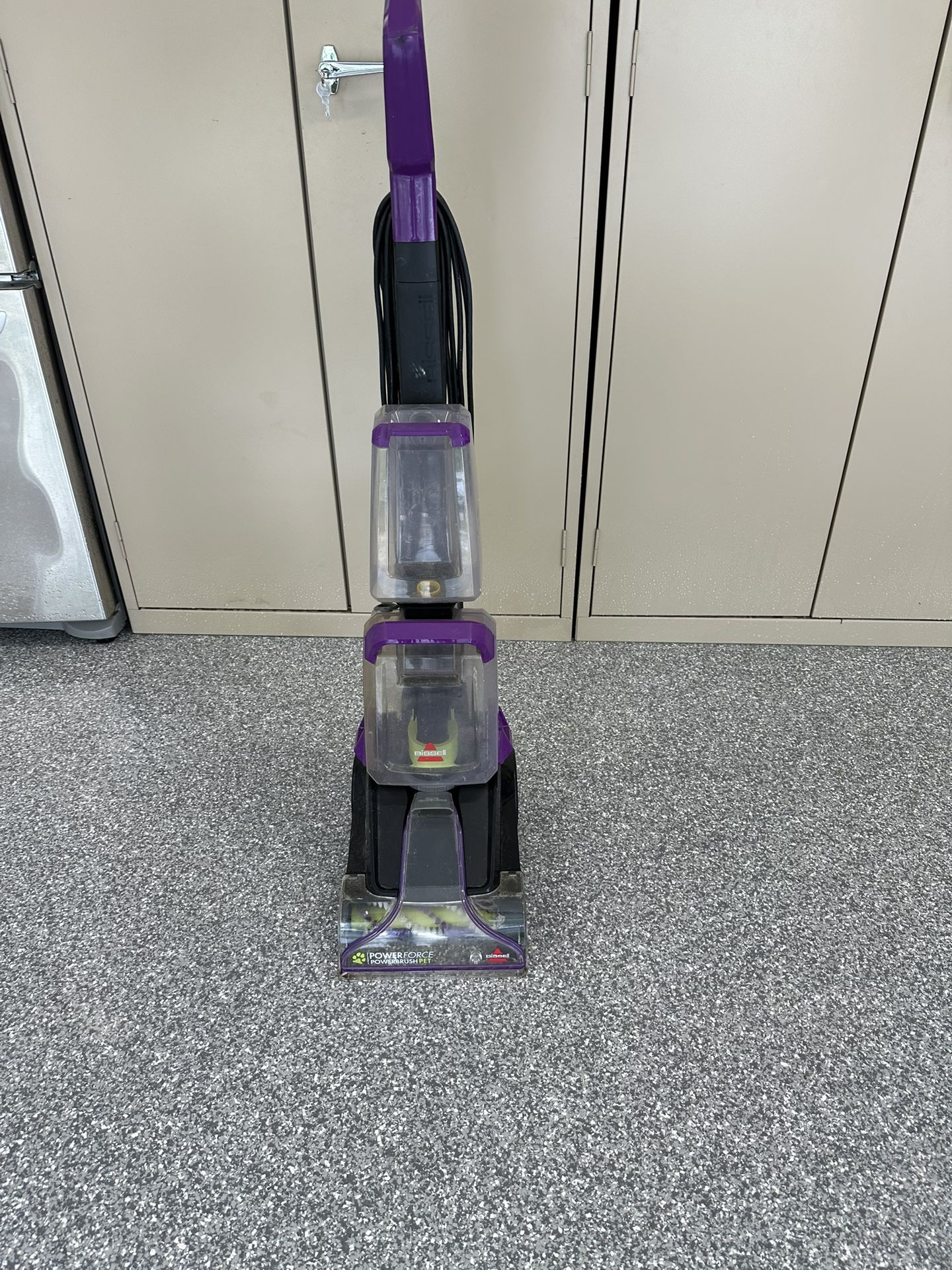 Bissell PowerForce PowerBrush Pet carpet cleaner