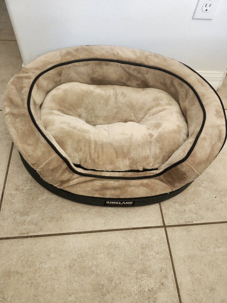 small dog bed