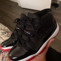 JORDAN 11S SIZE 8.5 men’s