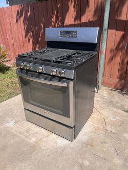 GE natural gas stove