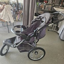 Stroller  Like New 