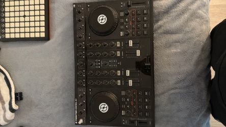 Traktor S4