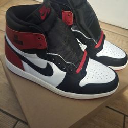 Jordan 1 Black Toe Reimagined 