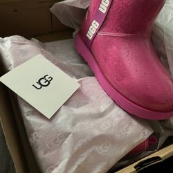UGG Kids Classic Clear Mini II