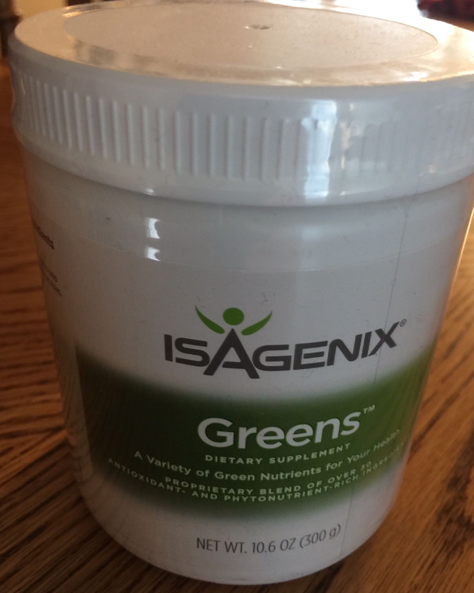 ISAGENIX GREENS 10.6 oz