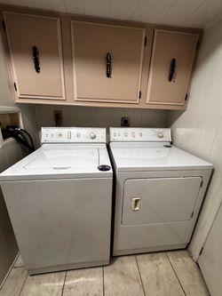 Lavadora y secadora MAYTAG