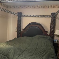 Bed  Set With Dresser And Night Stand 