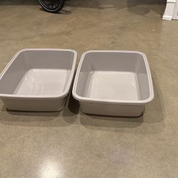 Like New Litter Boxes