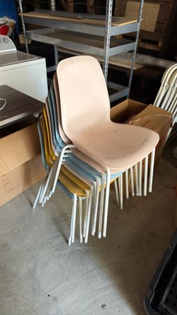 9 Chairs