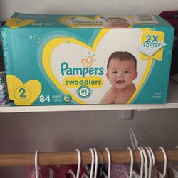 Pampers 