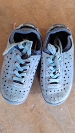 Kids shoes size 1