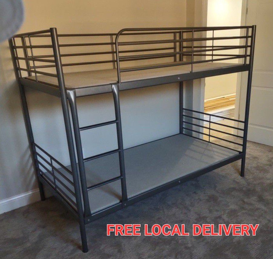 (Delivery Available) Solid metal twin bunk bed 