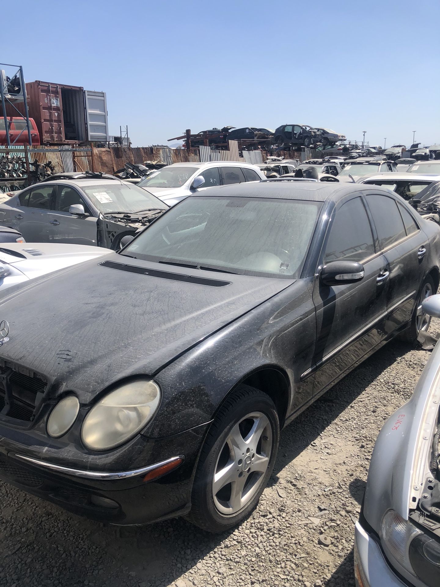 Parting Out! 2006 Mercedes E350 for parts!