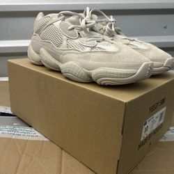 Yeezy 500 Blush Size 10