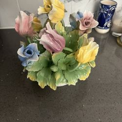 2 Porcelain Flower Basket, Made In Italy Vintage Porcelana Flores