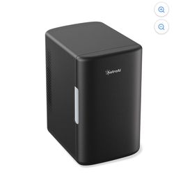 Like-New 4L Black Mini Fridge