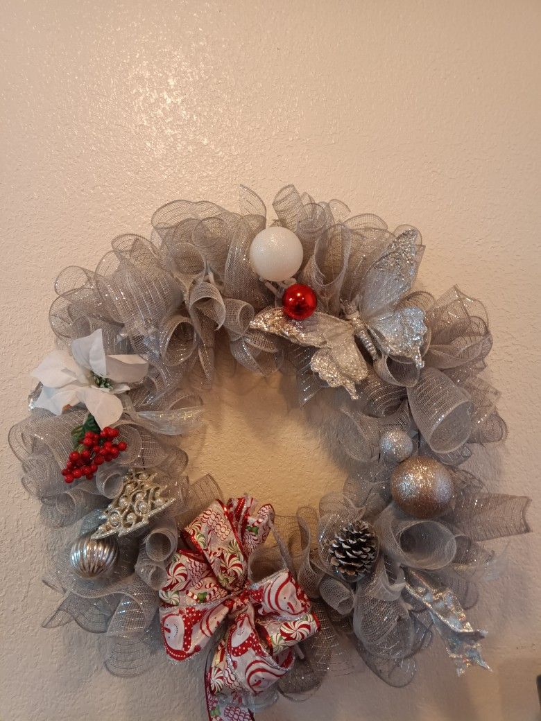 Silver Deco Mesh Wreath
