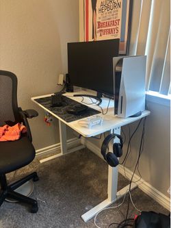 Selling desk top