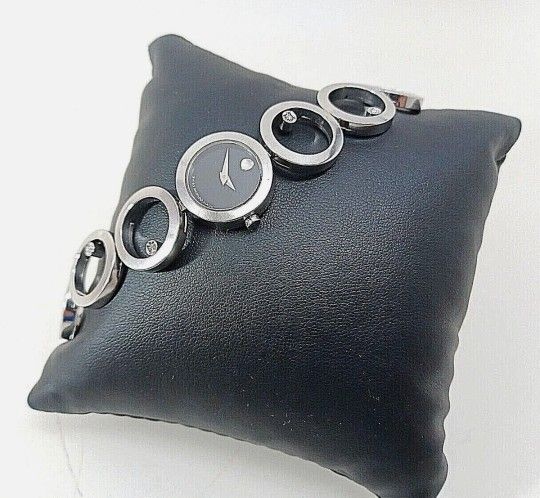 Ladies Movado Ono 84 A1 1811 w/ 6 Diamond Bracelet - 7.25 In. Wrist