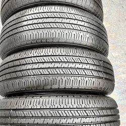 215/65r17 Hankook Tires Cón 80% De Vida Las 4 
