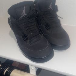 Jordan 4 Black Cats