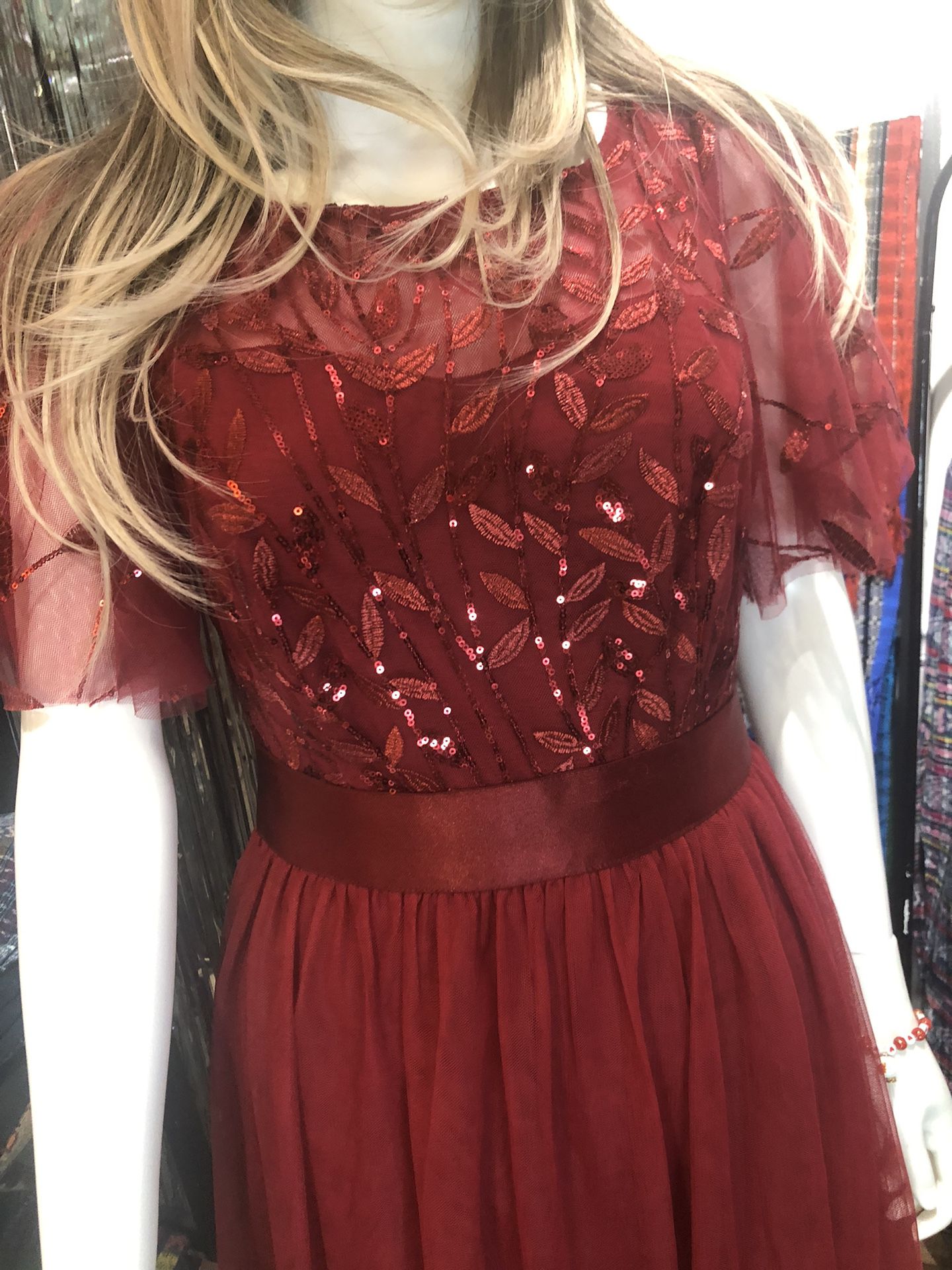 Dress / Prom