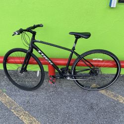 Trek FX 2 Disc Man's 24 Speed Hybrid Bike with Disc Brakes - (Med Frame) TPW008634