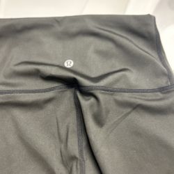 lululemon joggers (size 2)